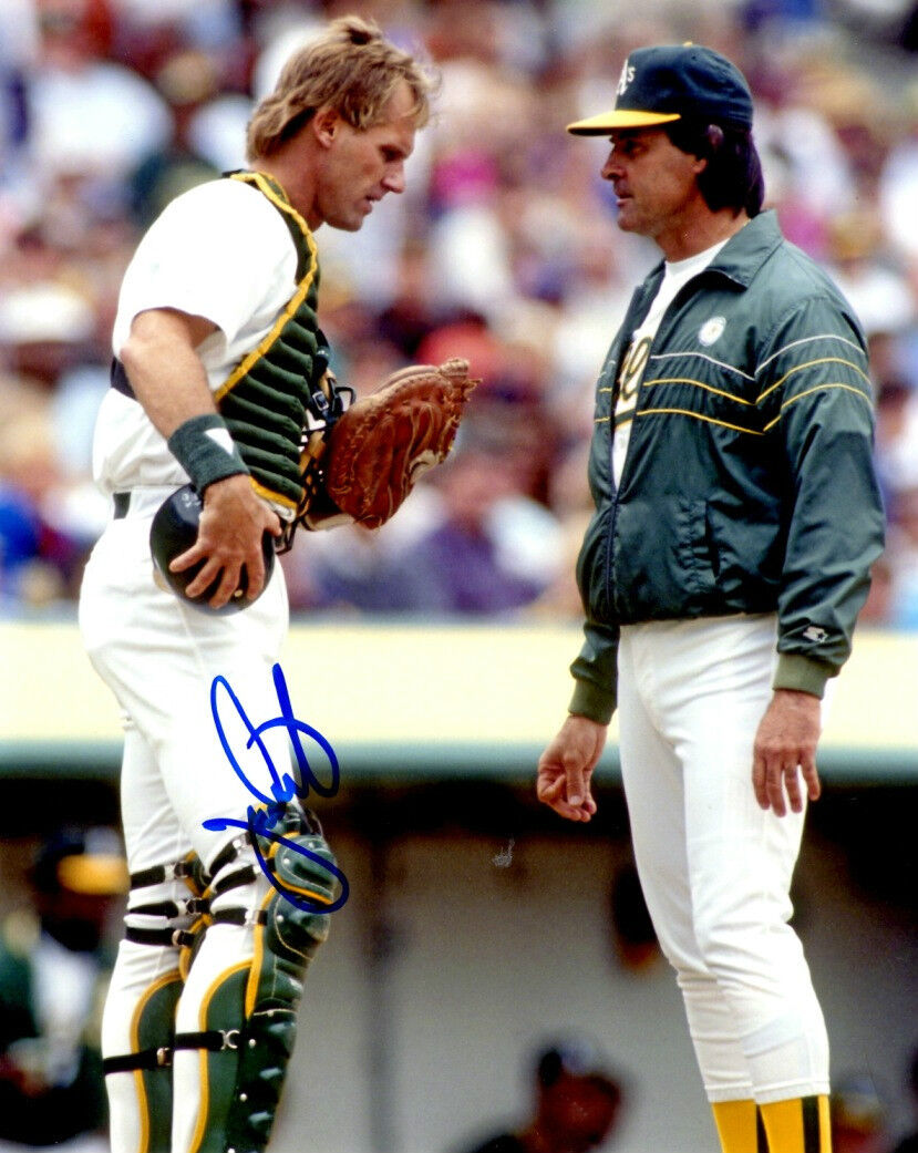 Signed 8x10 JAMIE QUIRK Oakland A's Autographed Photo Poster painting - COA