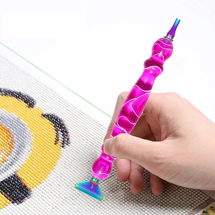 Diamond Painting Tools Point Drill Pen DIY Lighting Diamond Pens 5D Painting  Cross Stitch Luminous Pen Lighting Fast Point Drill Pen with Diamonds  Accessories(Not Include Battery)