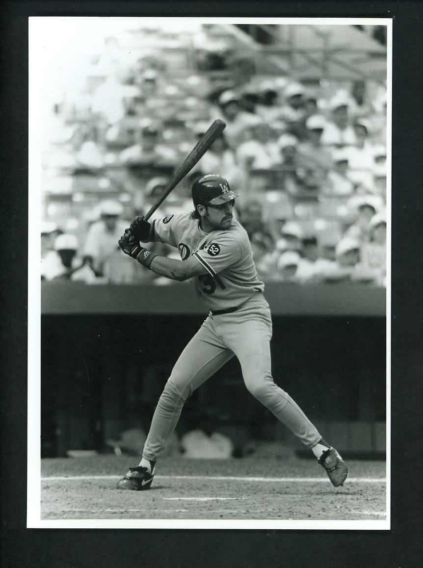 Mike Piazza 1993 ROOKIE at bat Press Original 5 x 7 Photo Poster painting Los Angeles Dodgers