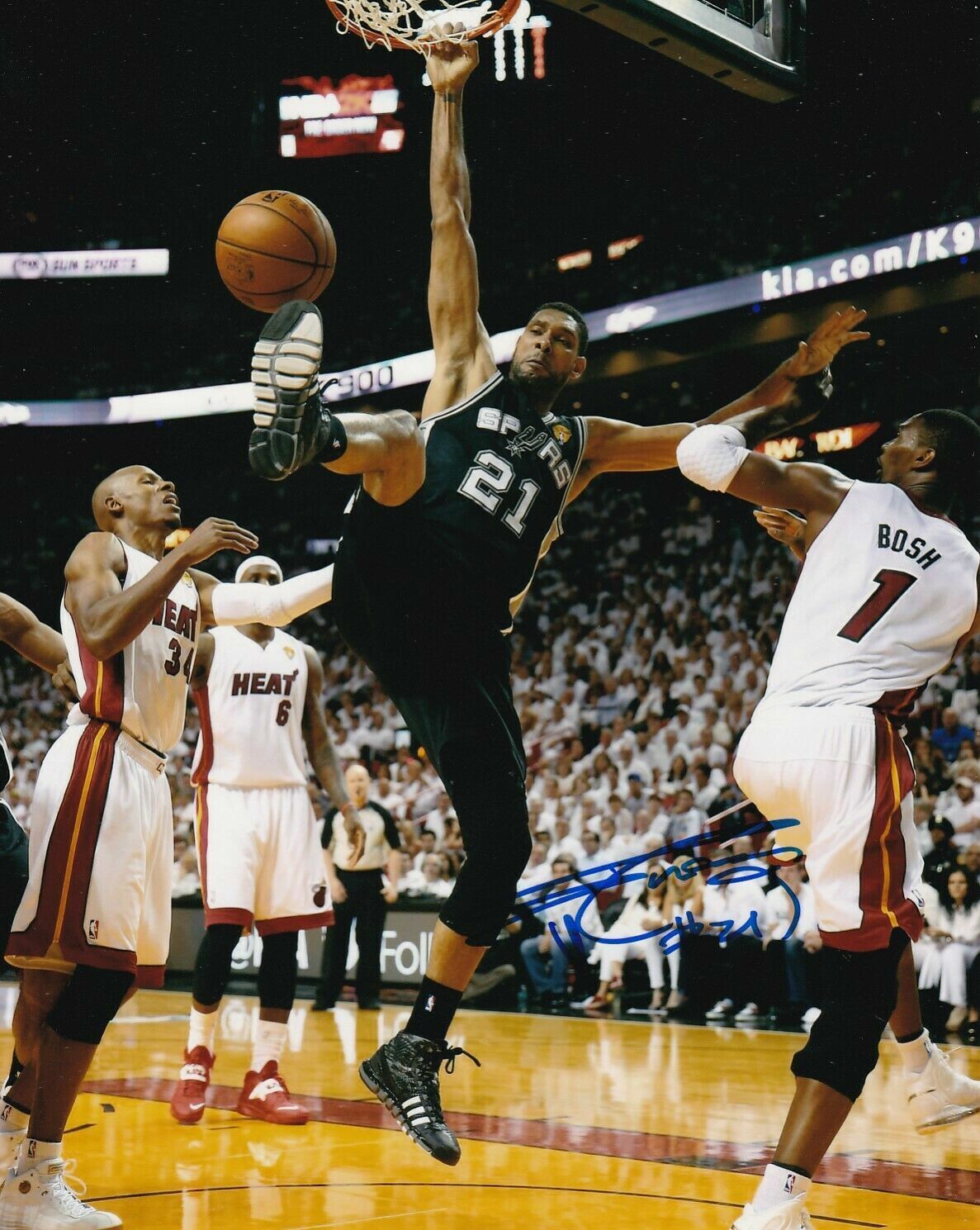 Tim Duncan Autographed Signed 8x10 Photo Poster painting ( Spurs ) REPRINT