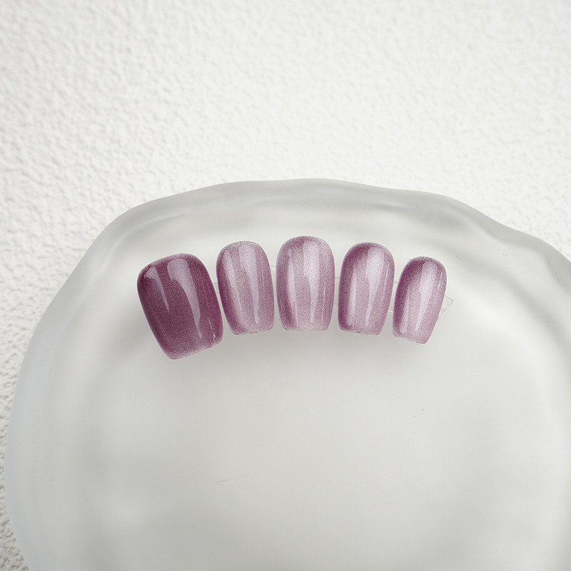 Grape Purple Cat Eye Gentle Style Press-On Nails