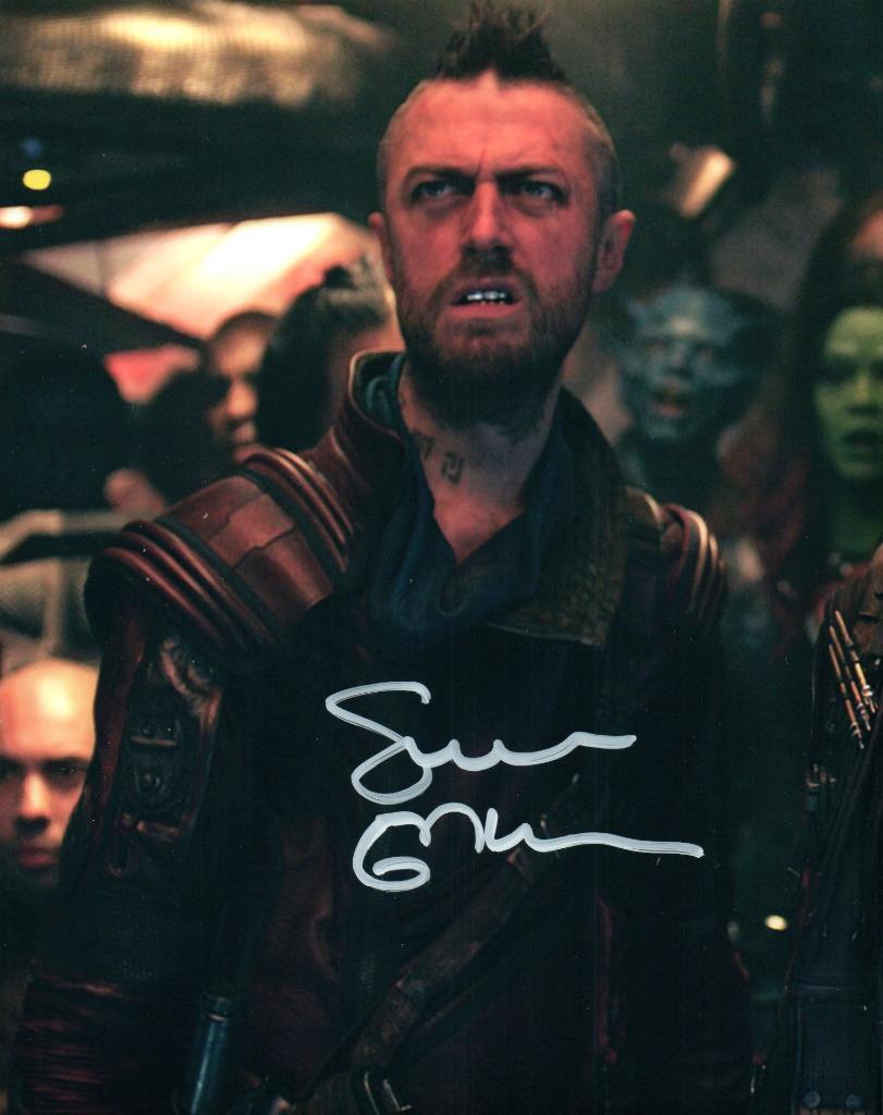 Sean Gunn signed 8x10 autographed Photo Poster painting + COA