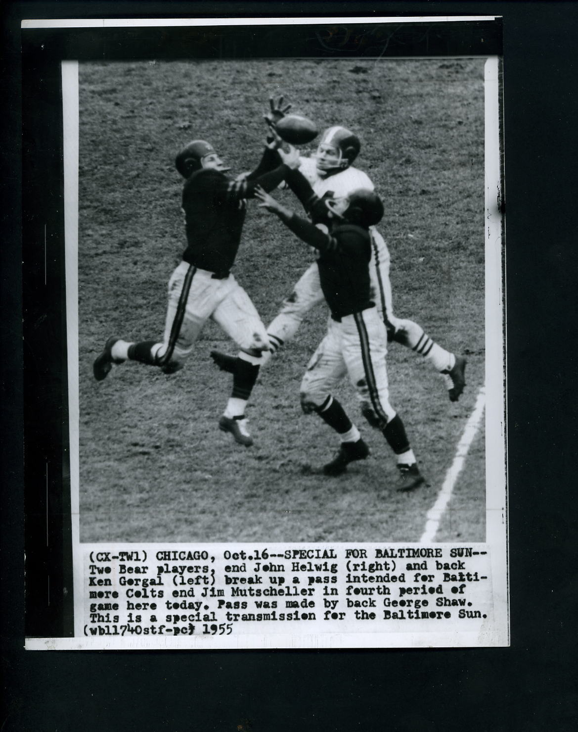 Jim Mutscheller John Helwig Ken Gergal 1955 Press Photo Poster painting Colts Chicago Bears