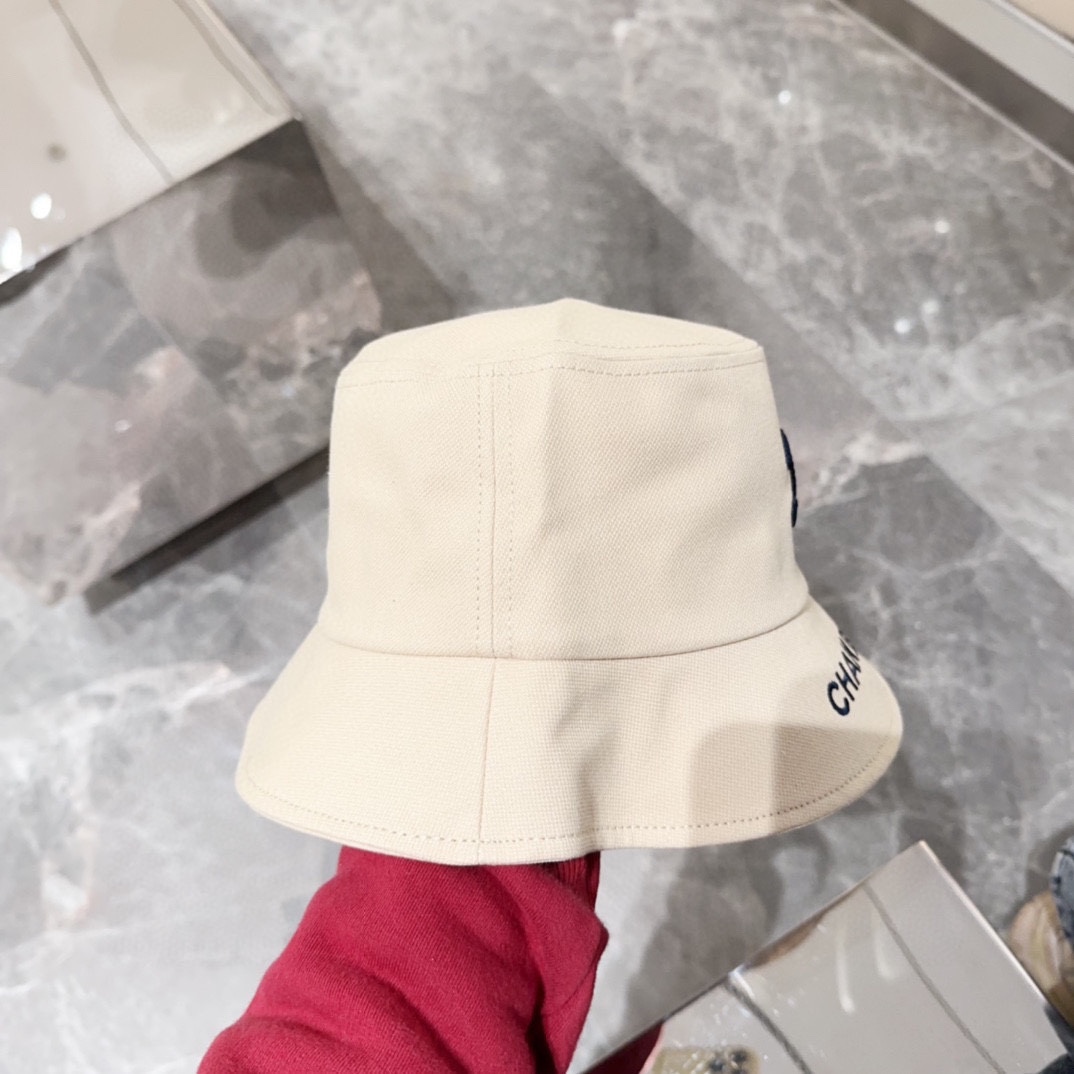 E0b24f01ac3628593750a6c292b135d7