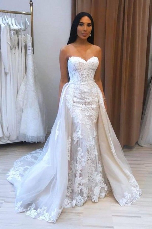 Beautiful Sweetheart Floor-length A-line Tulle Wedding Dress With Appliques Lace | Ballbellas Ballbellas