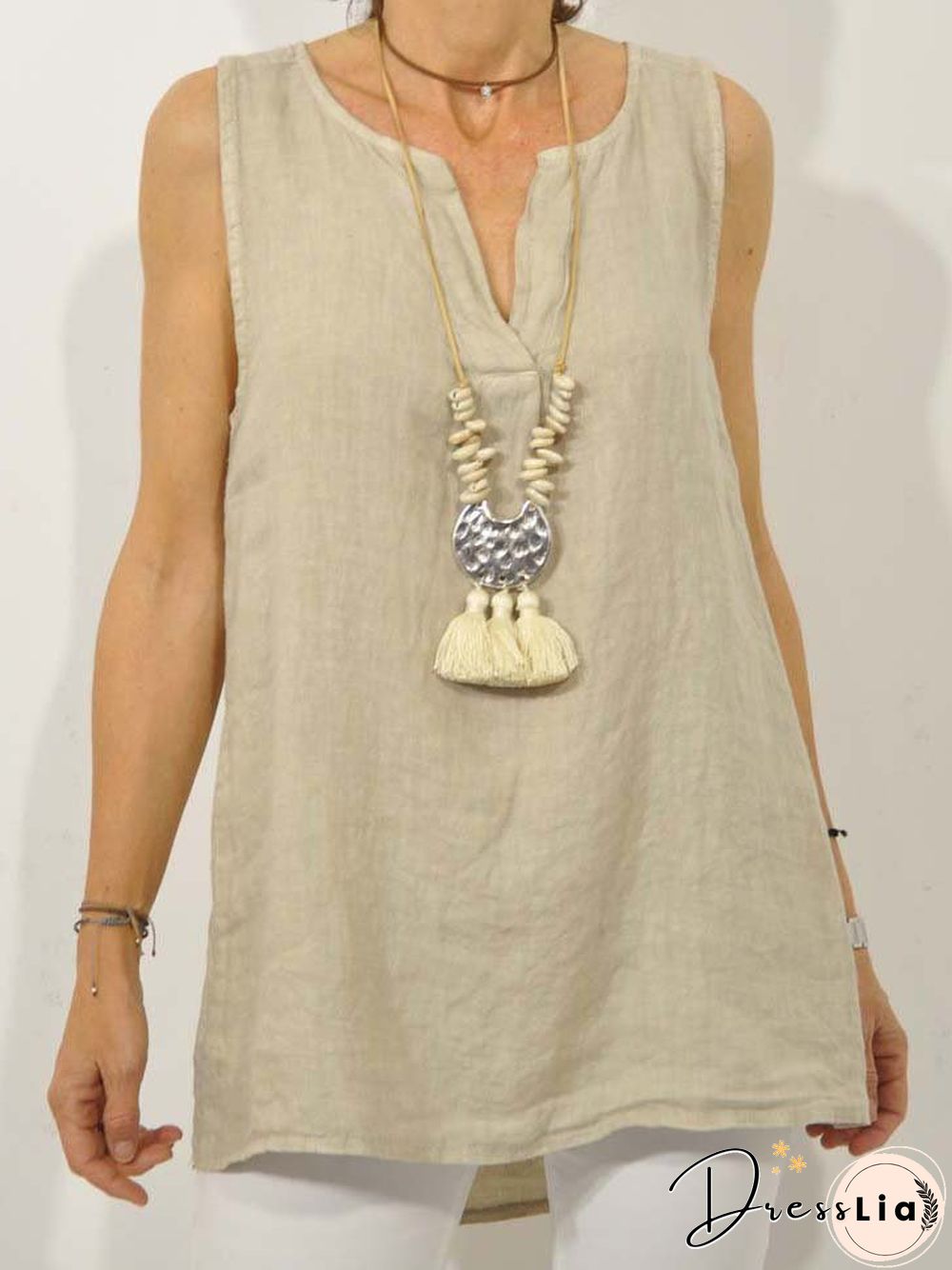 Plus Size Casual Sleeveless V Neck Solid Tops