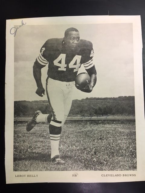 Leroy Kelly Black&White Signed 8x10 Magazine Photo Poster painting1960s JSA Precertified