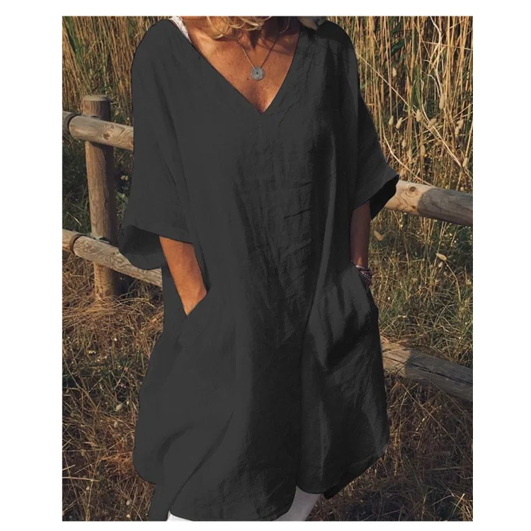 Elegant Black Midi Dresses for Mature Women: Timeless Styling Tips