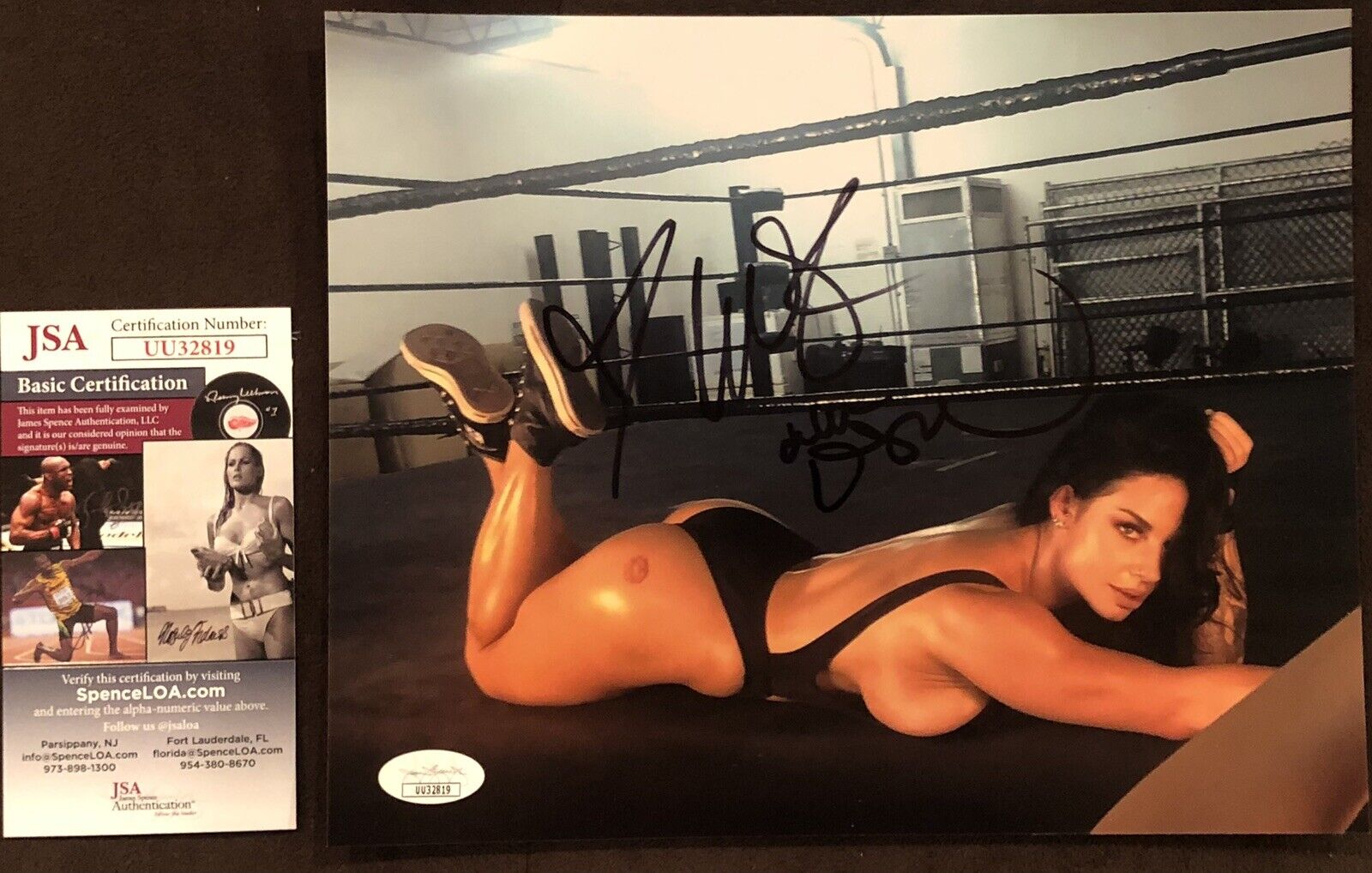 Celeste Bonin Kaitlyn SIGNED 8X10 Photo Poster painting Autograph Sexy Fitness Model ??WWE Diva