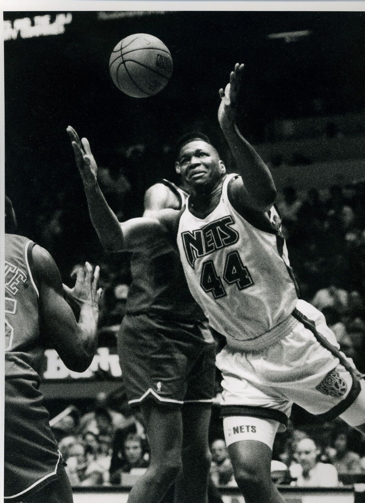 Derrick Coleman rebounds 1992 Press Original Photo Poster painting by Bob Olen New Jersey Nets