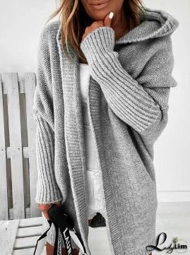 Relaxed and Timeless general garment