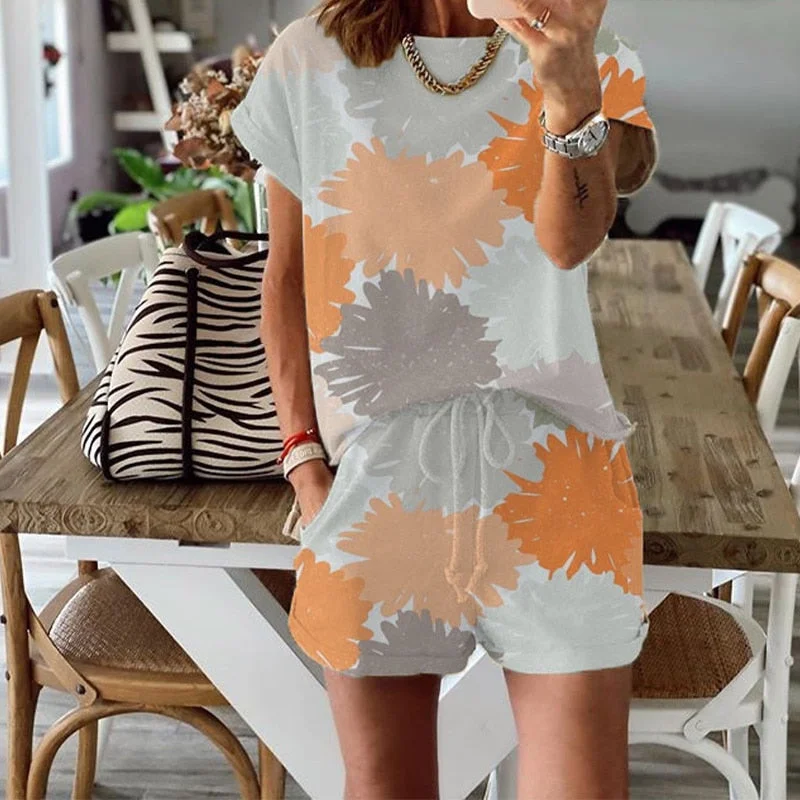 Solid Summer Women's Suit Two Pieces Tracksuit Short Sleeve Sports Suits Women 2021 Casual Tracksuits Elastic Waist Lady Set