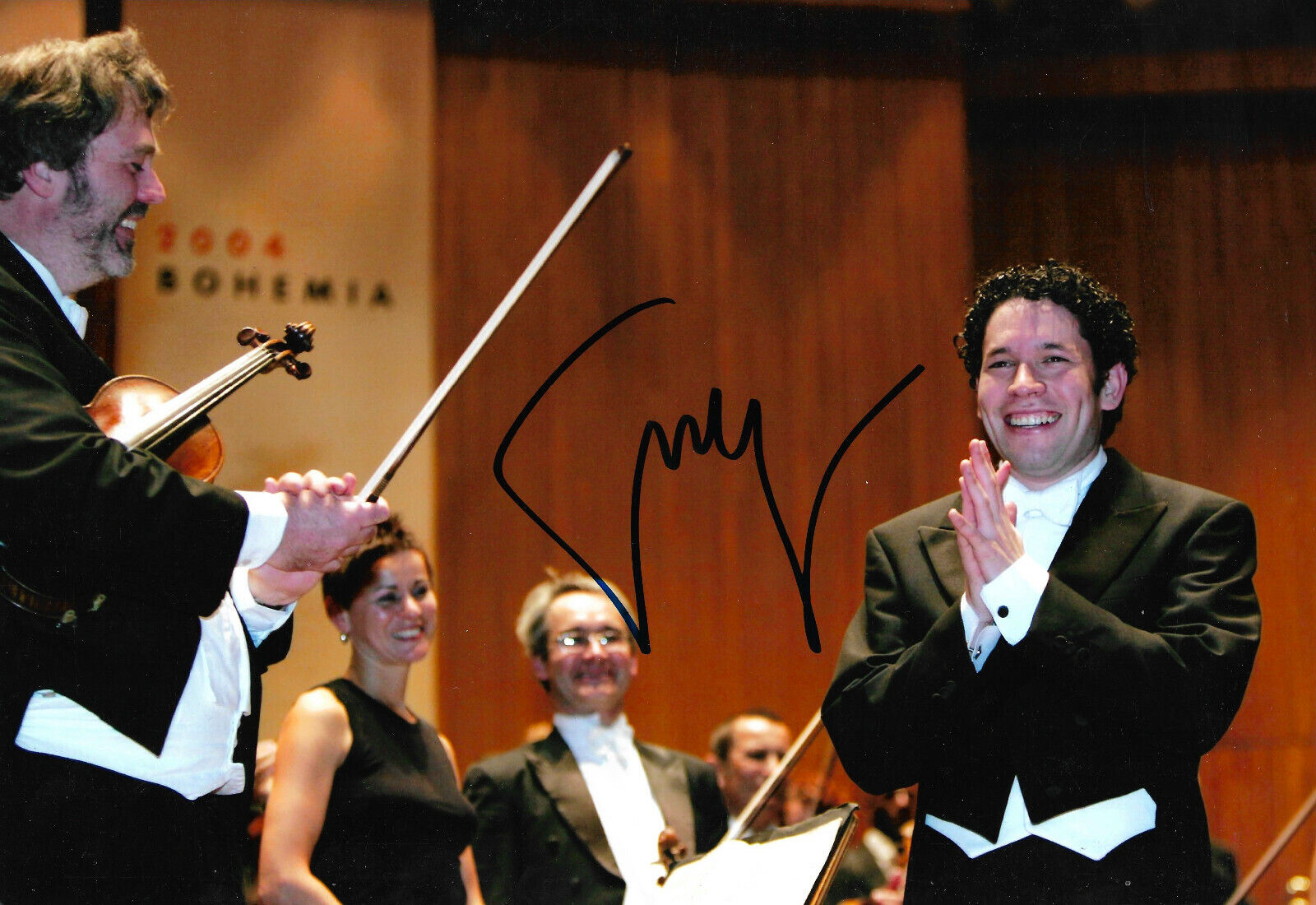 Gustavo Dudamel Conductor signed 8x12 inch Photo Poster painting autograph