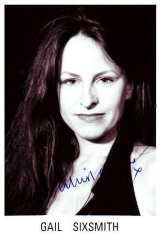 GAIL GHISLAINE SIXSMITH - TOP ACTRESS EXCELLENT SIGNED B/W Photo Poster paintingGRAPH