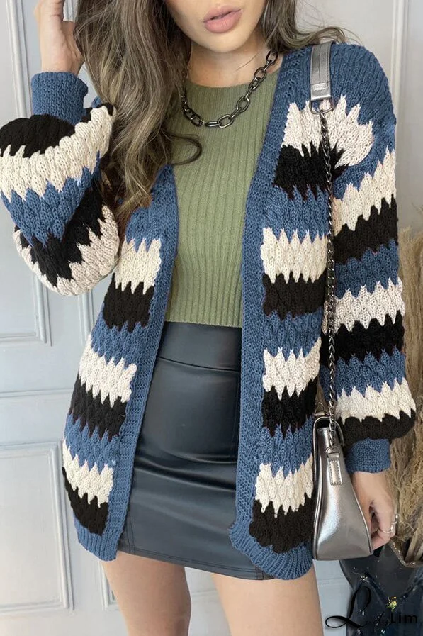 Chic and Relaxed Cardigan