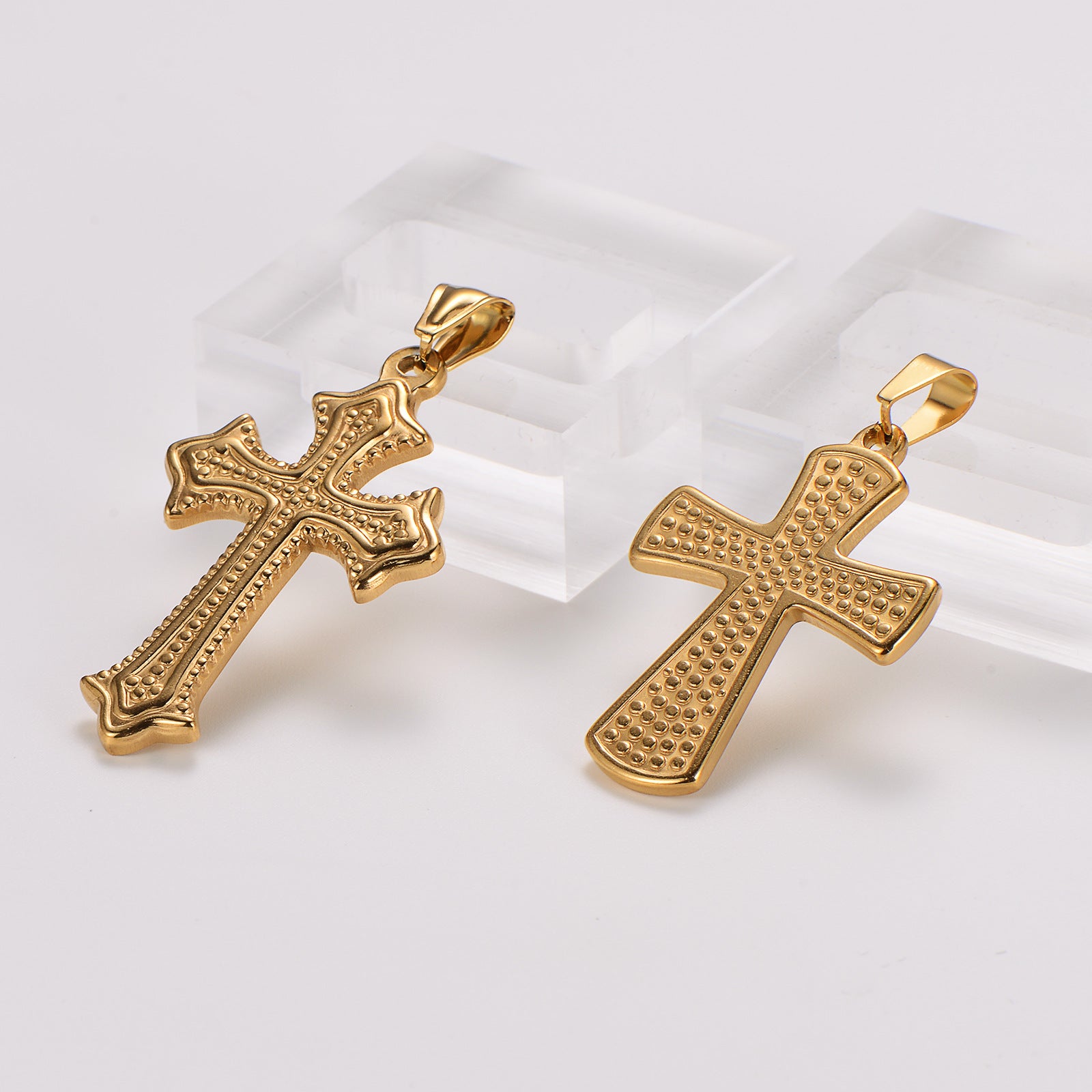 Expressive Cross Stainless Steel Electroplating Pendants