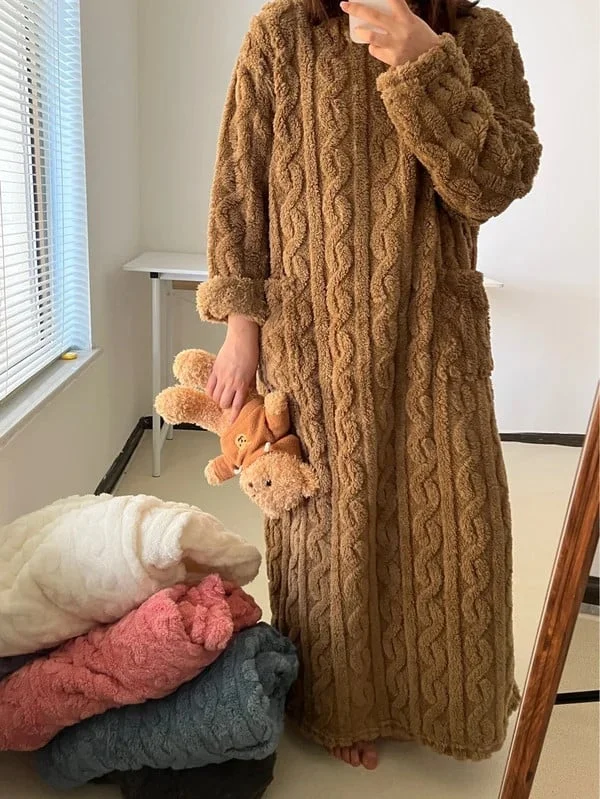 Winter Coral Velvet Home Clothes