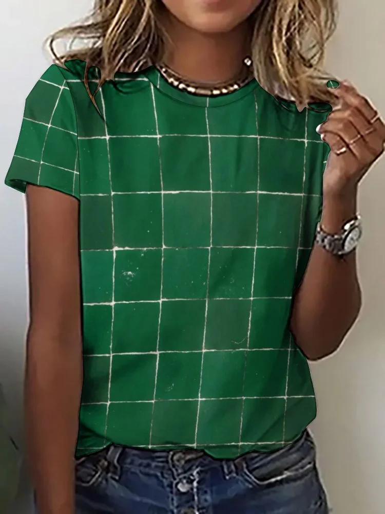 Style & Comfort for Mature Women Printed Short Sleeve Casual T-shirt for  Women and Men Unisex Pattern Green, Vintage, Plaid