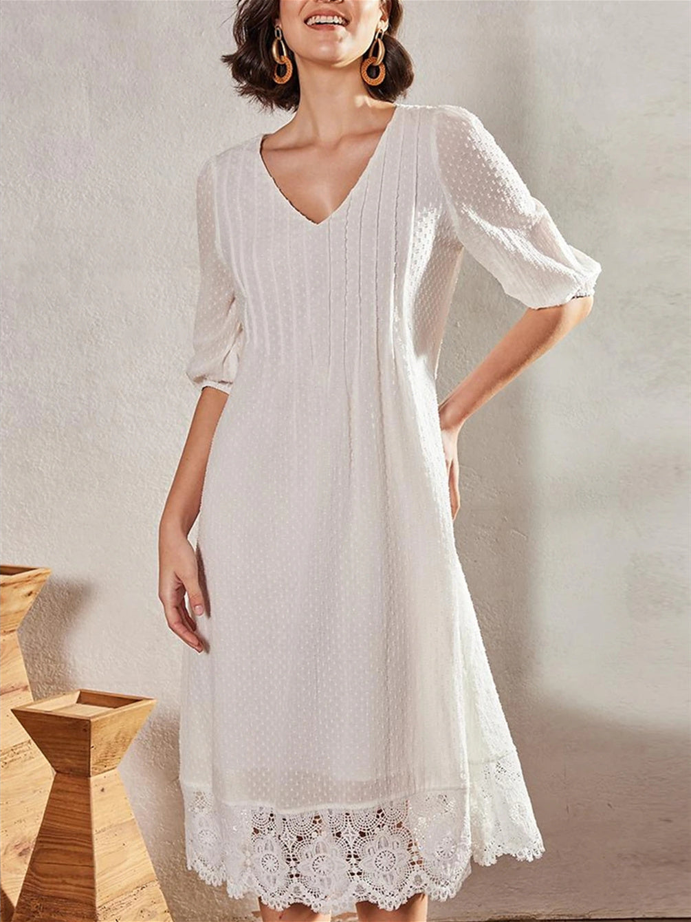 Women's Half Sleeve V-neck Solid Color Lace Midi Dress