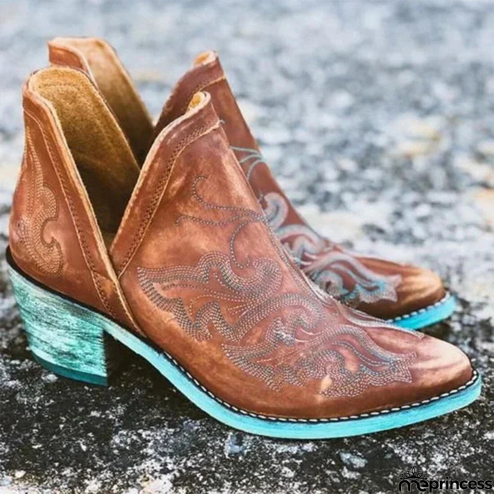 Effortless and Classy general Boots