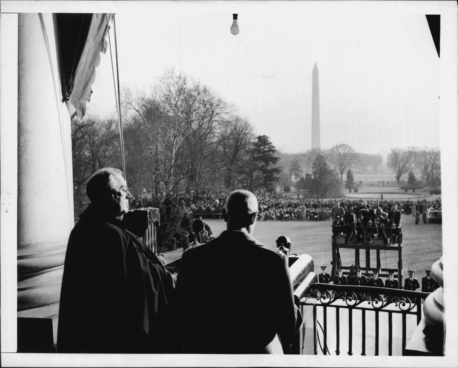 1942 President Roosevelt's Christmas Eve Broadcast at White House Press Photo Poster painting