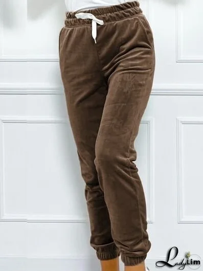 Fashionable and Minimalist garment