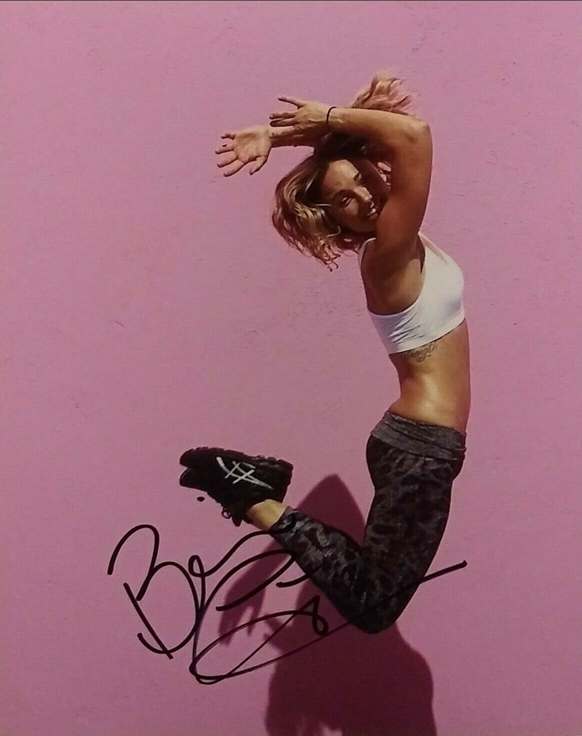 Briana evigan signed 8x10