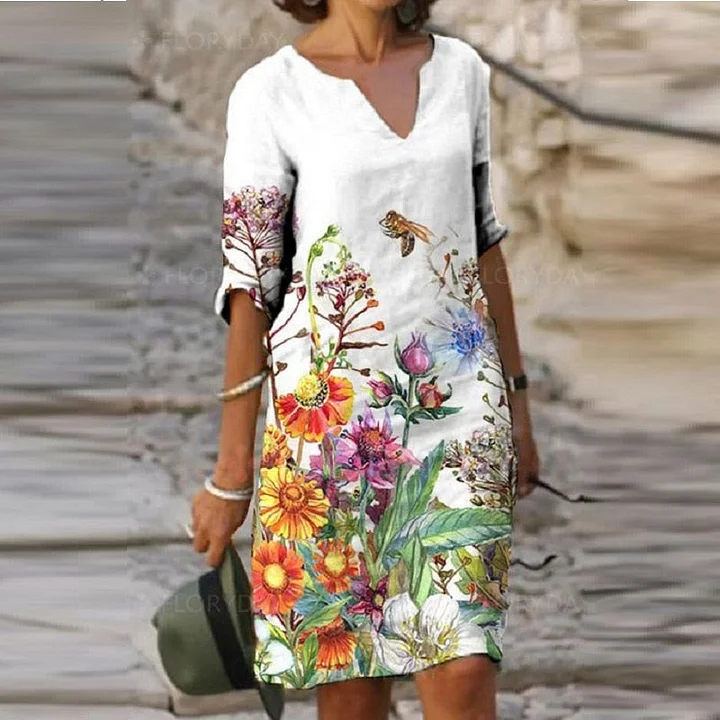 V-neck Line Print Loose Short Sleeve Shift Dress