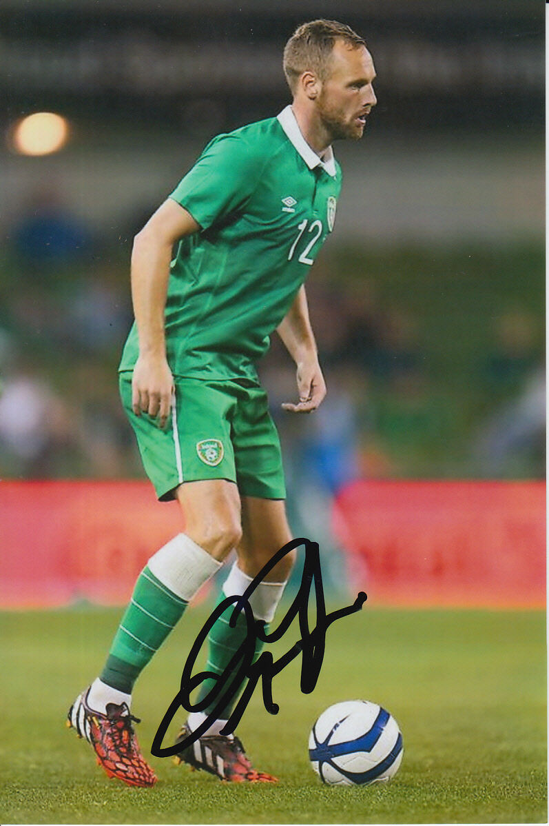 REPUBLIC OF IRELAND HAND SIGNED DAVID MEYLER 6X4 Photo Poster painting.