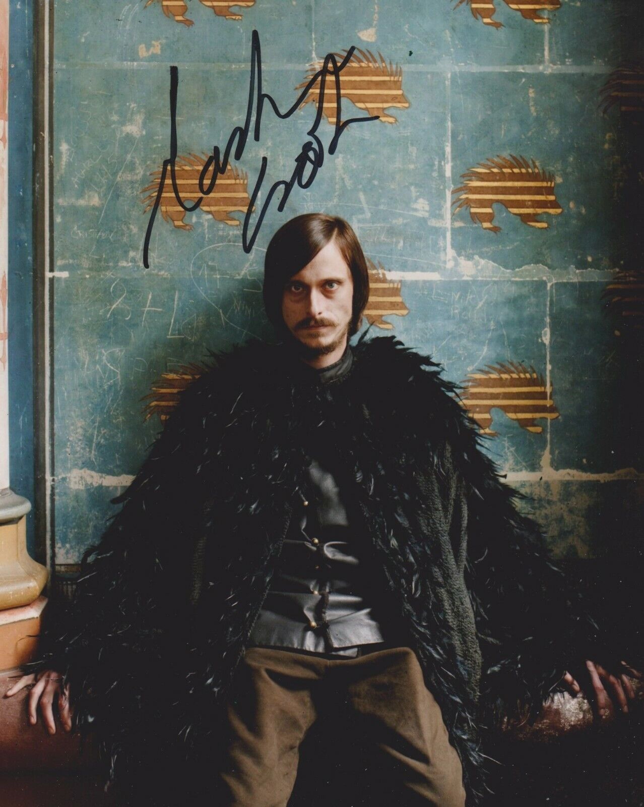 Mackenzie Crook Signed Demons 10x8 Photo Poster painting AFTAL