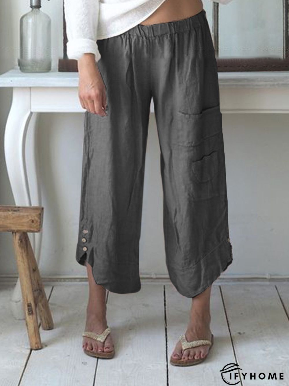 Pockets Buttoned Elastic Waist Stylish Casual Capri Pants | IFYHOME