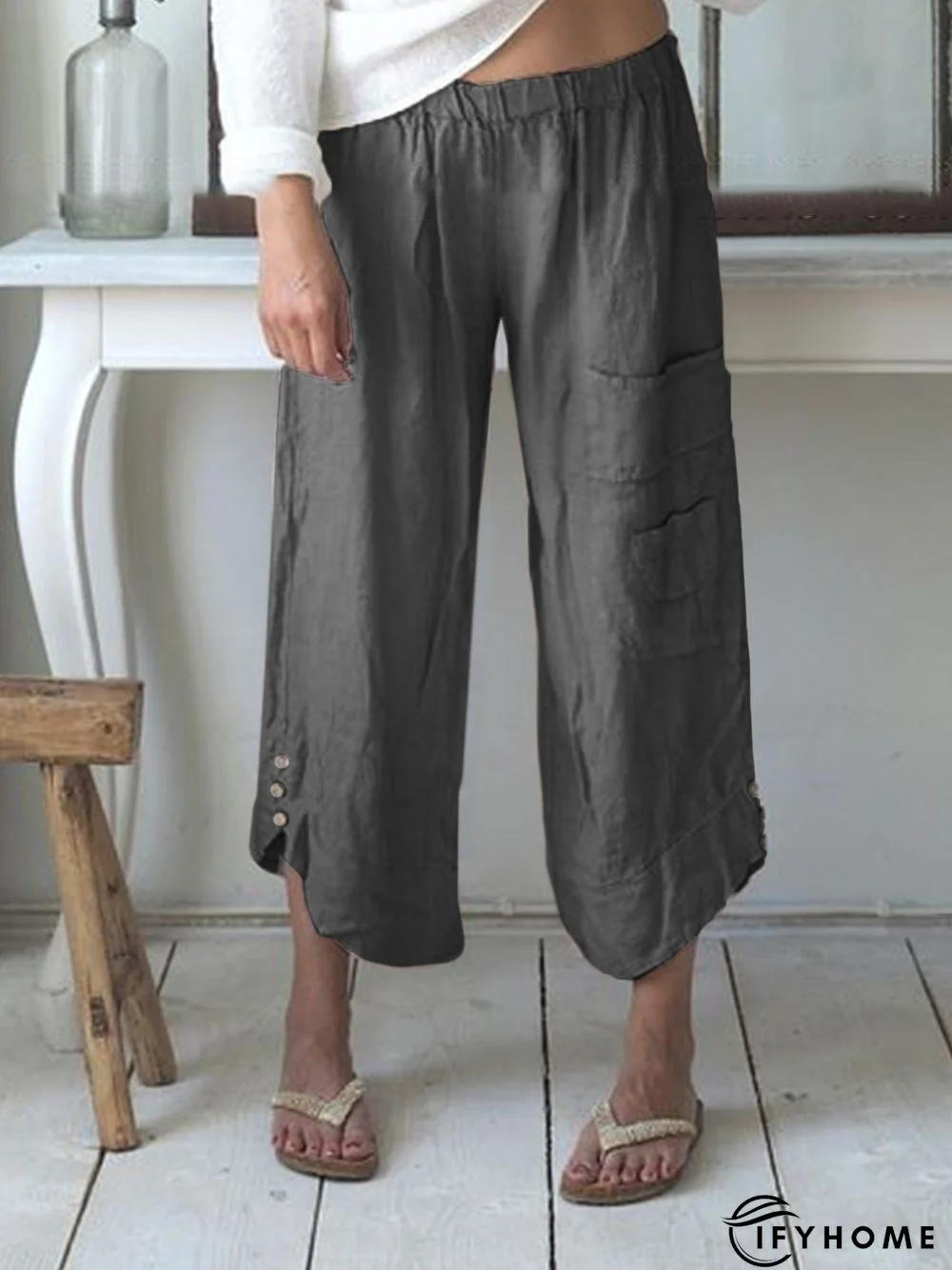Pockets Buttoned Elastic Waist Stylish Casual Capri Pants | IFYHOME