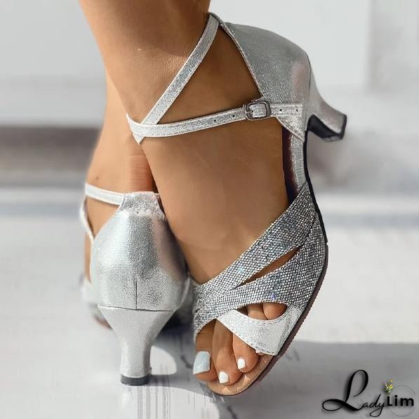 Modern and Comfortable winter Shoes