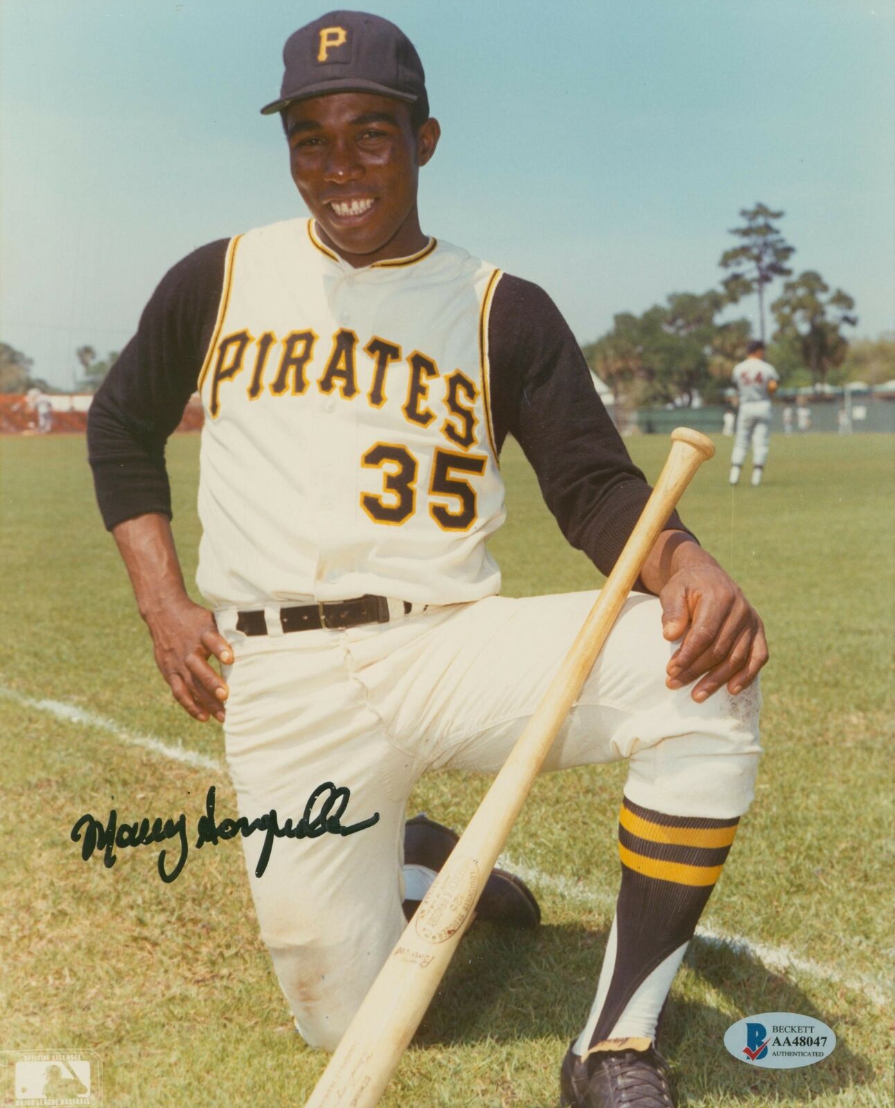 Pirates Manny Sanguillen Authentic Signed 8x10 Photo Poster painting Autographed BAS #AA48047