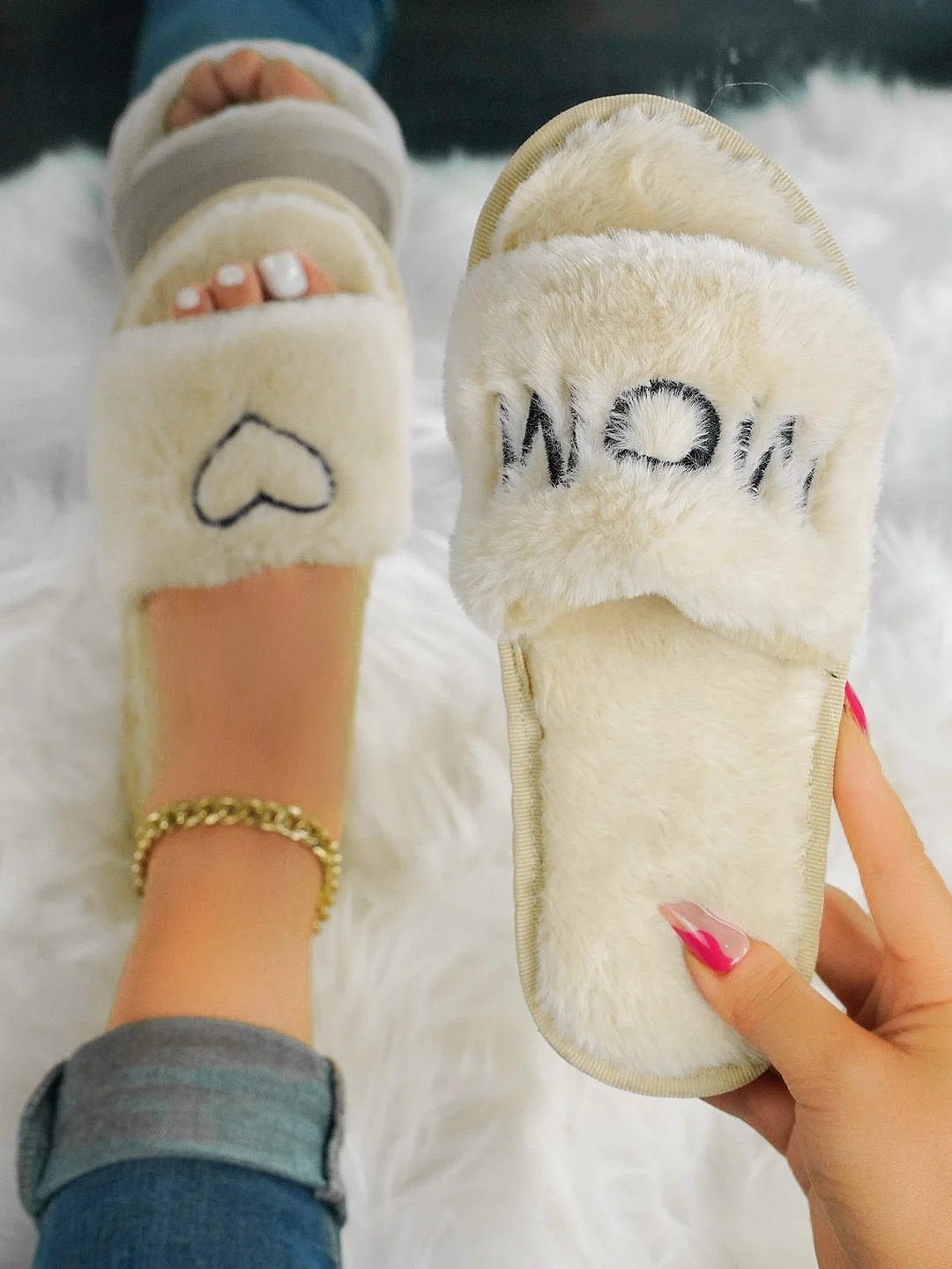 Warm Fluffy Slippers Women Faux Fur Slipper Female Indoor Floor Slides Flat Soft Furry House Shoes Letteer Flip Flops Ladies