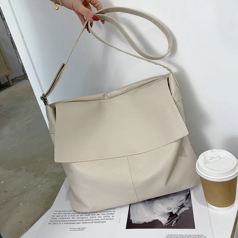 Vintage Crossbody Single Shoulder Large Capacity Simple Tote