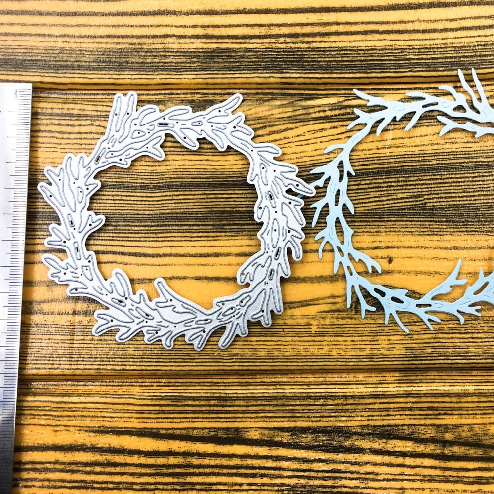 Thanksgiving Wreath Leaf Frame Metal Cutting Dies Craft Die Scrapbooking Dies Cut Stamps Decor Embossing Stencils Cards Making