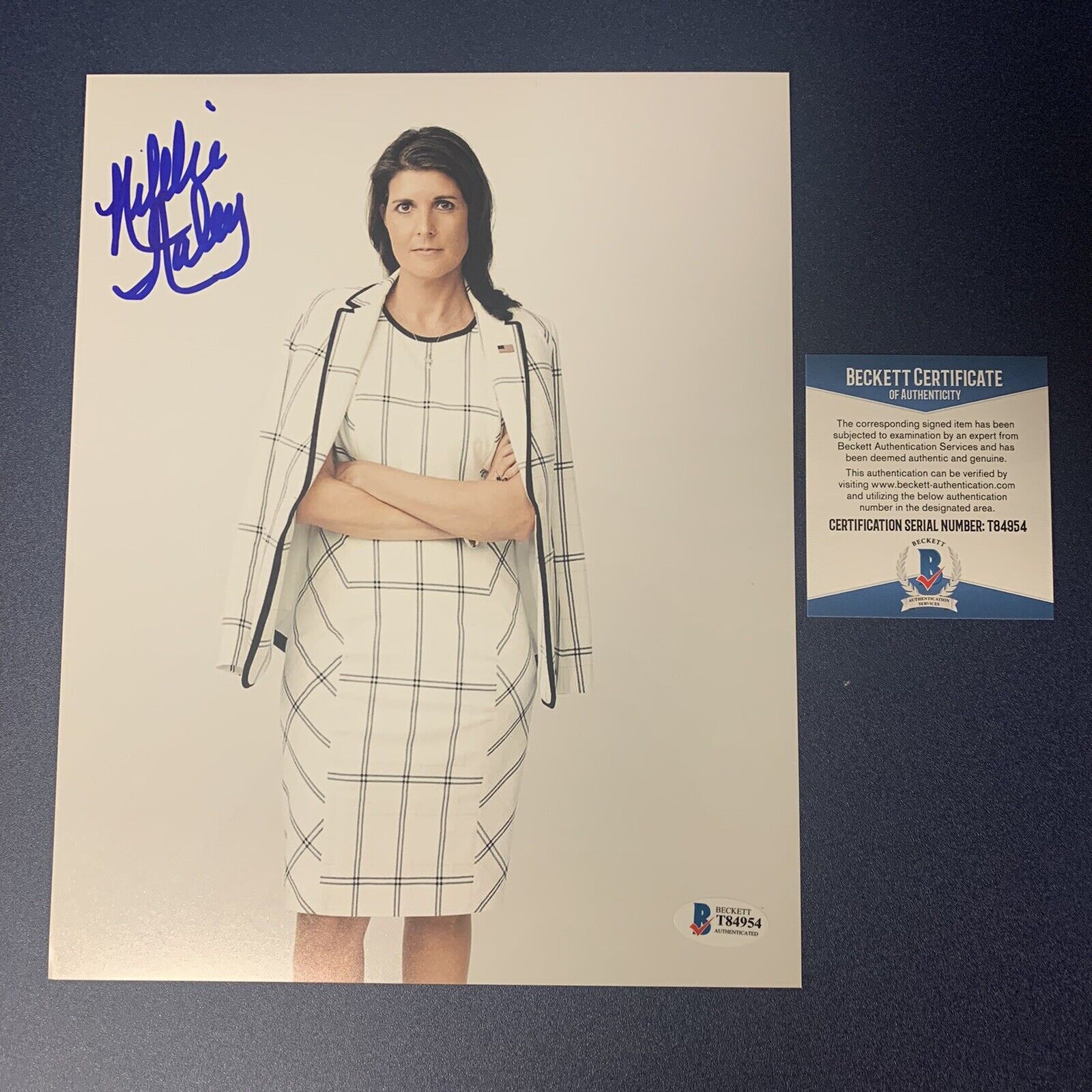 NIKKI HALEY HAND SIGNED AUTOGRAPH 8x10 Photo Poster painting AMBASSADOR 2024 PRESIDENT? BAS COA