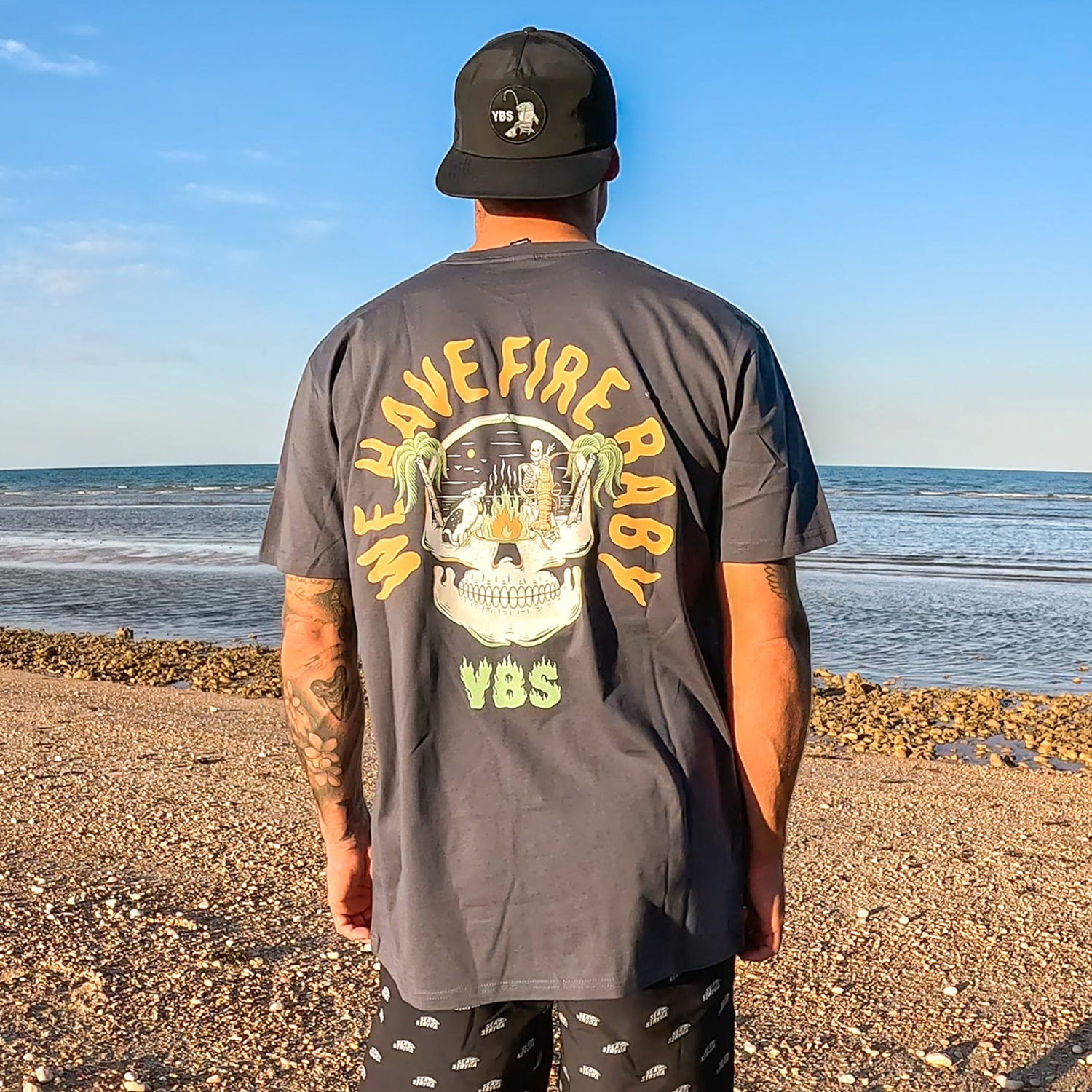 Vintage Skull Holiday Design T-Shirt