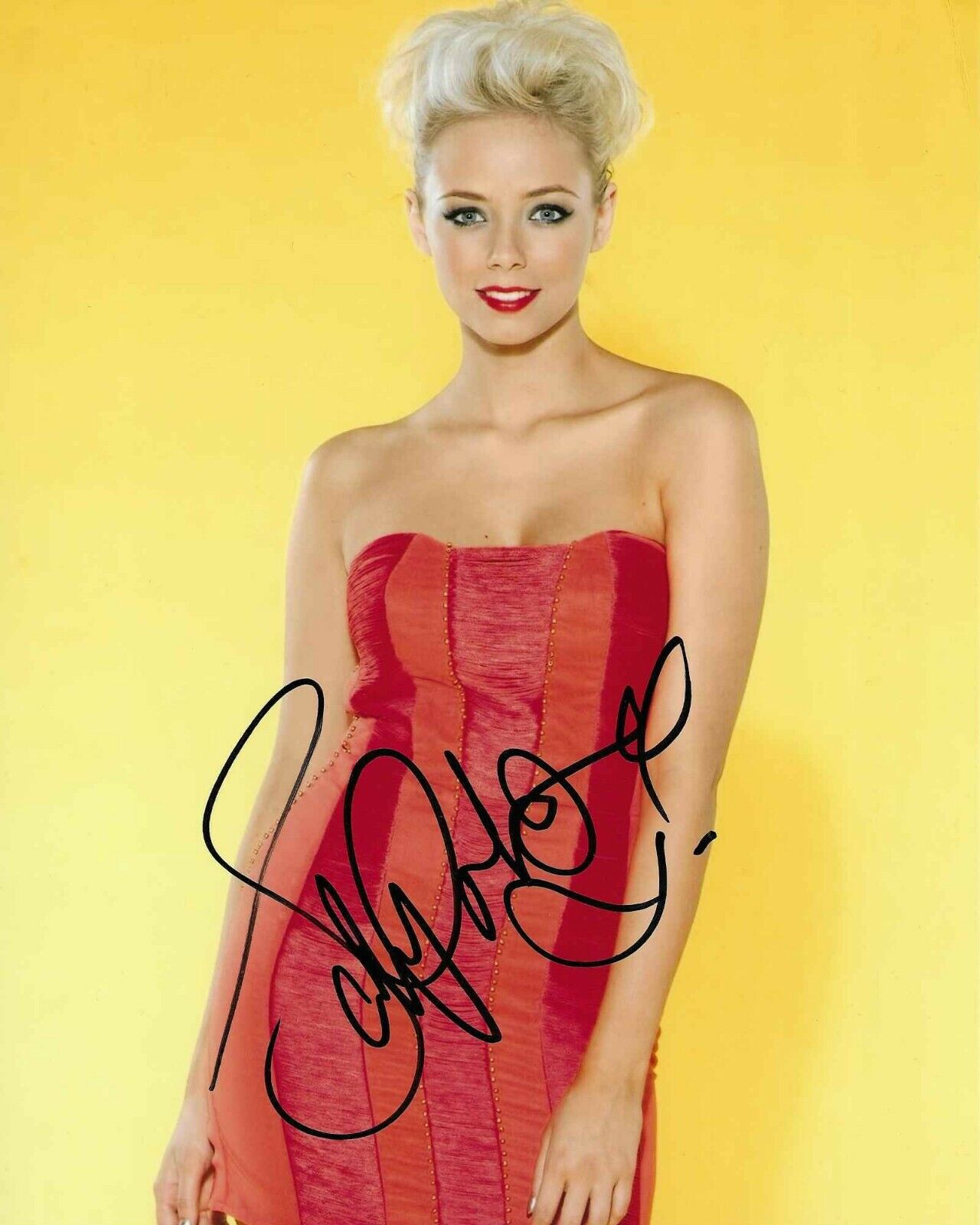 Sacha Parkinson autograph - signed Photo Poster painting - Coronation Street - Mr Selfridge