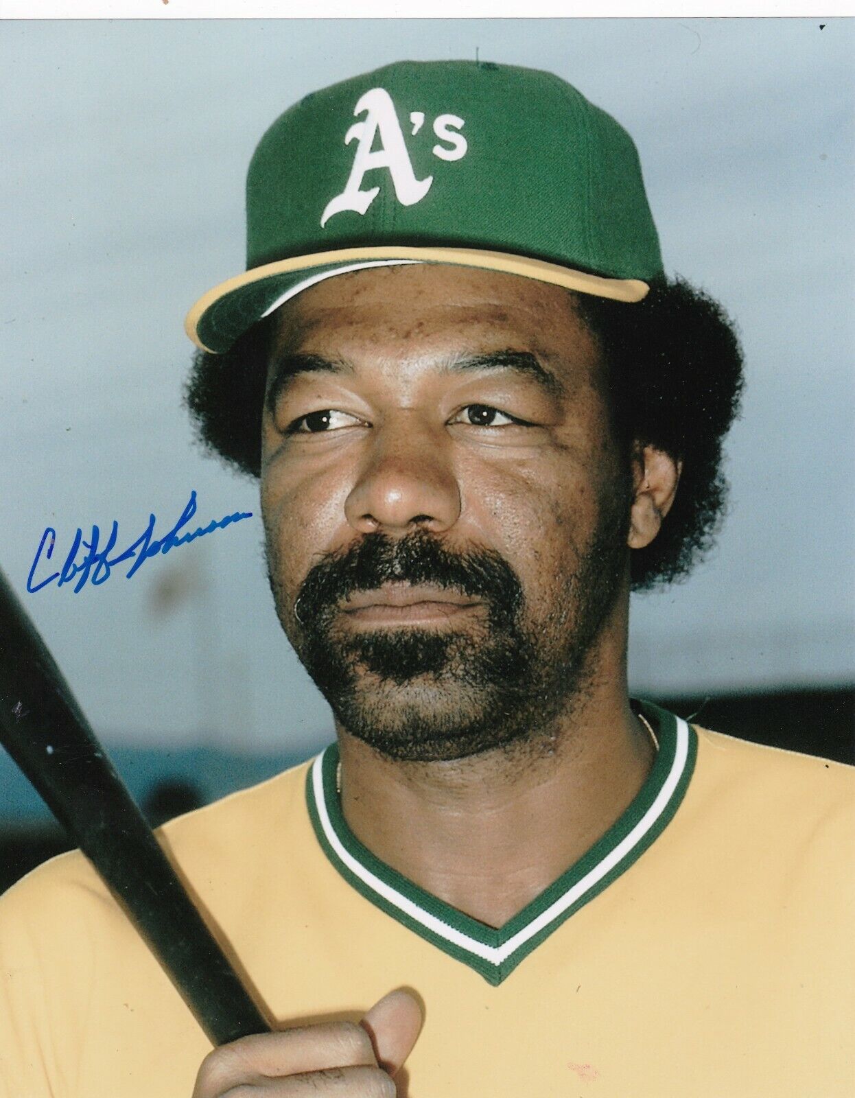 CLIFF JOHNSON OAKLAND A'S ACTION SIGNED 8x10