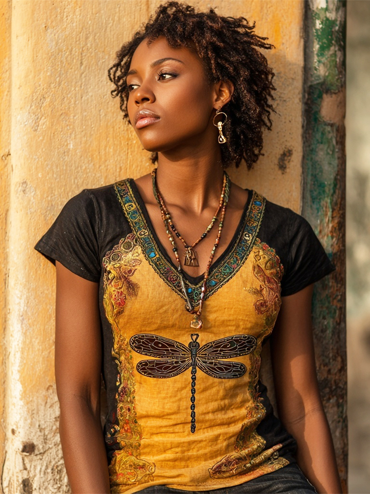 Comstylish Vintage Dragonfly Floral Pattern Women's V-neck T-shirt