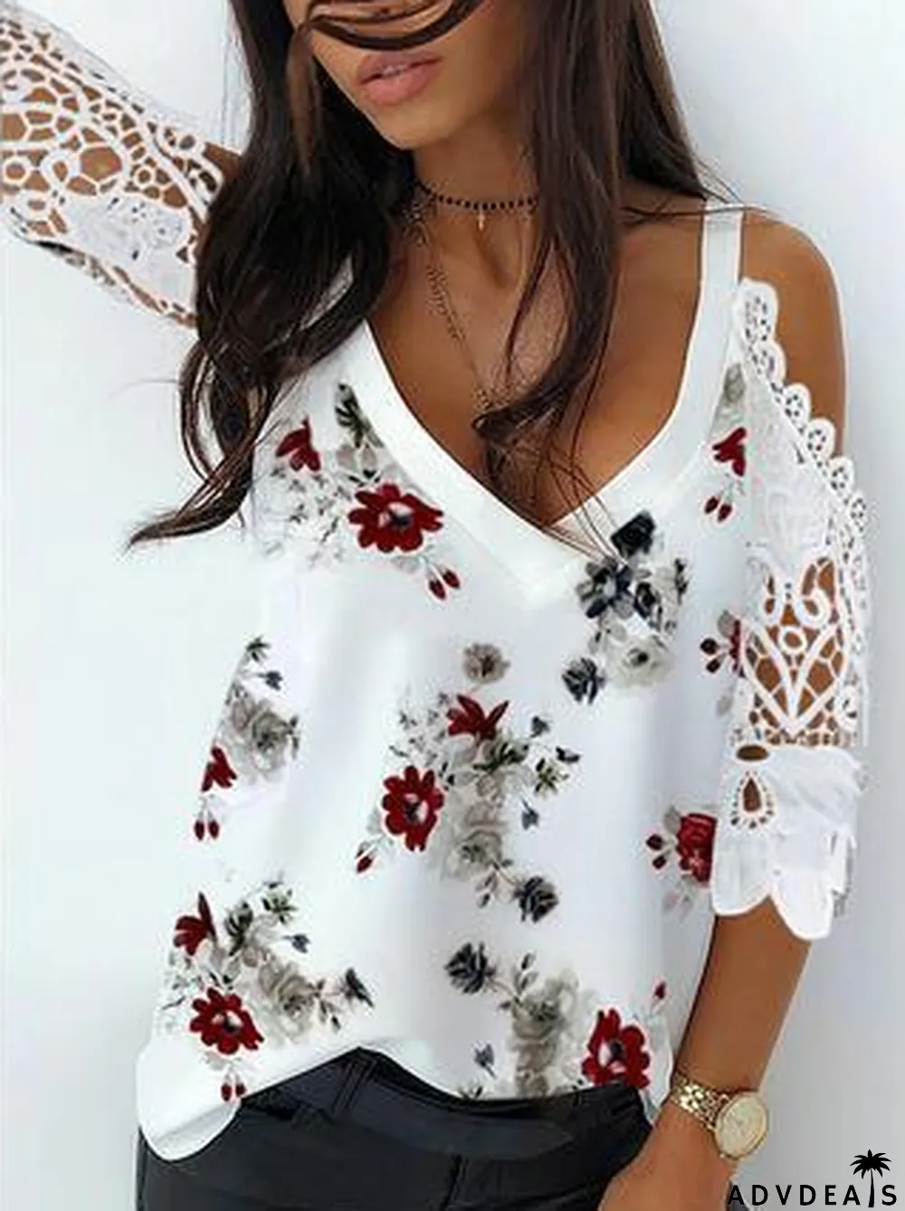 Women V-neck Cold Shoulder Floral Printed Top
