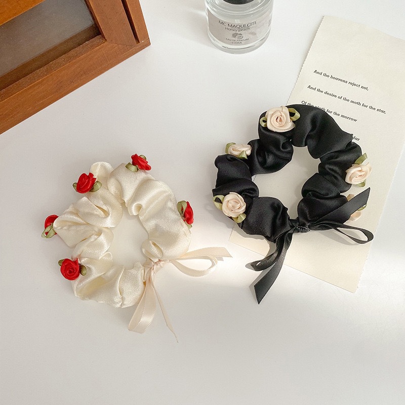 Scrunchie avec boucle rose - France