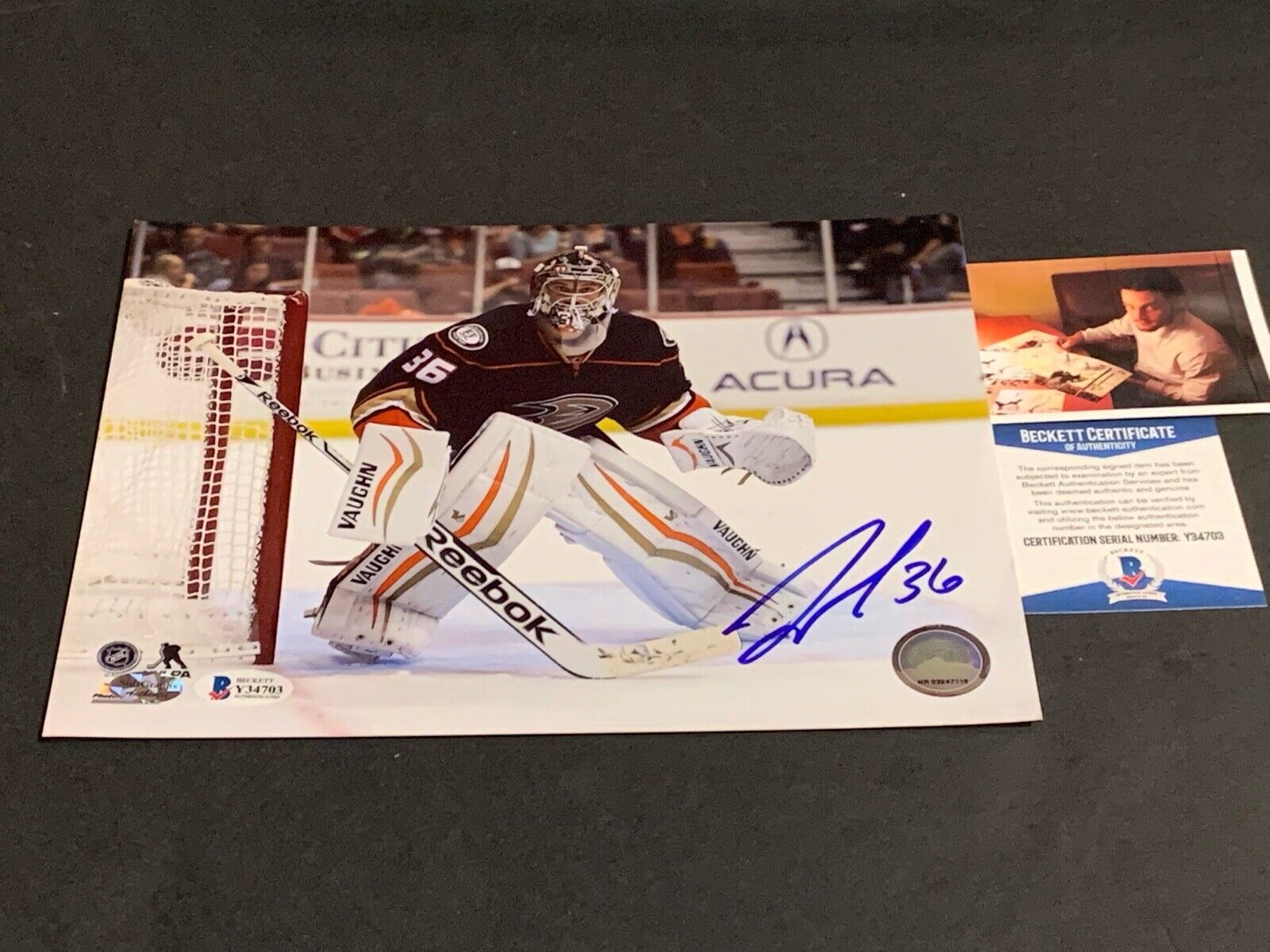 John Gibson Anaheim Ducks Autographed Signed 8x10 Beckett COA b