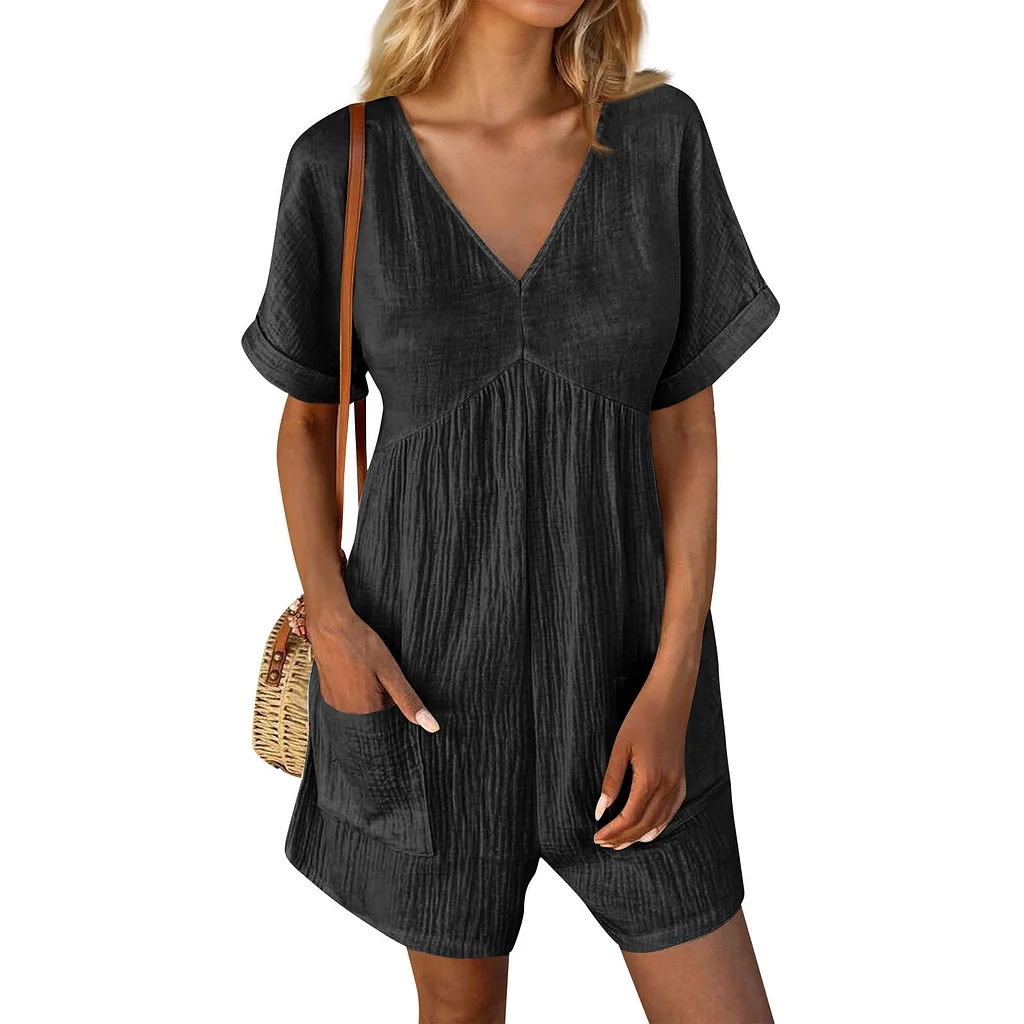 How Senior Ladies Can Master Jumpsuit Fashion: A Guide to Flattering Silhouettes