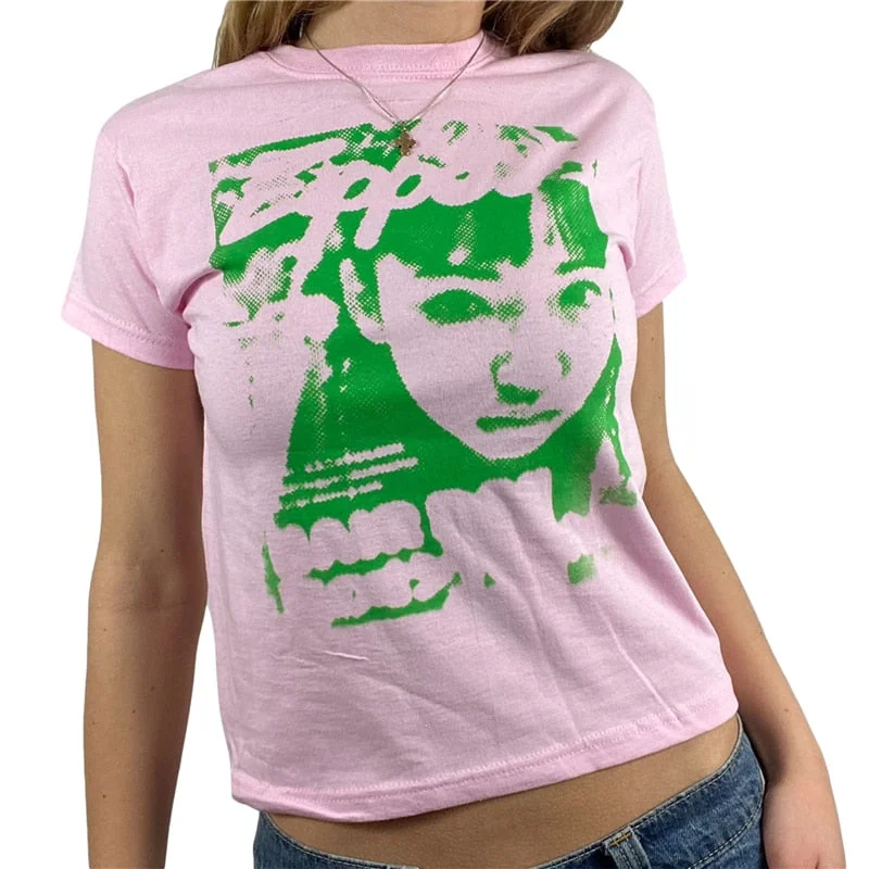 Xingqing Gothic Portrait Print T-shirt Aesthetic Short Sleevle Sweats Tees Harajuku Streetwear White Crop Top Women Clothes