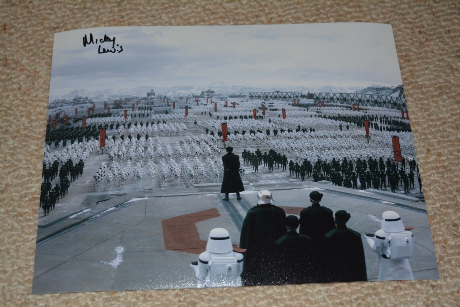 MICKEY LEWIS signed autograph In Person 8x10 20x25 cm STAR WARS FORCE AWAKENS