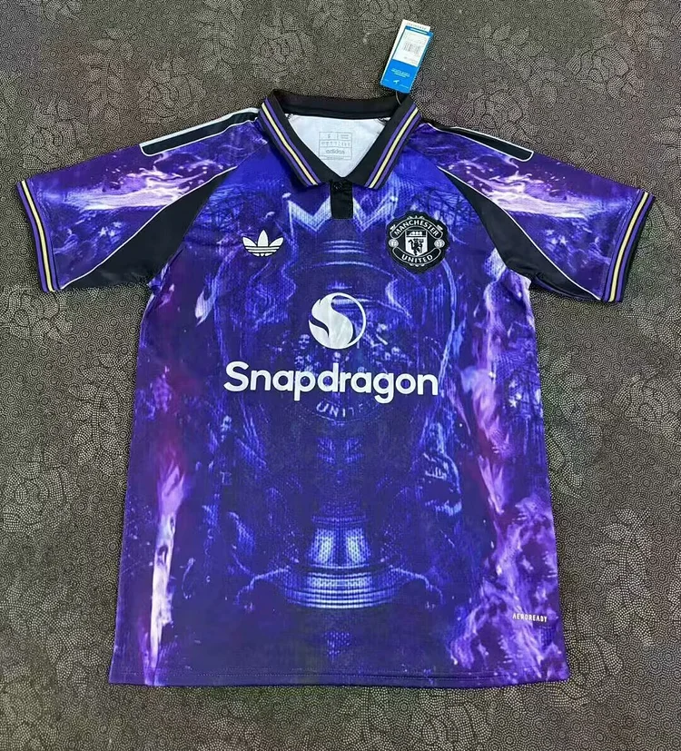 2025-26-Manchester United Gold Cup Special Edition-Jersey-Fan Edition