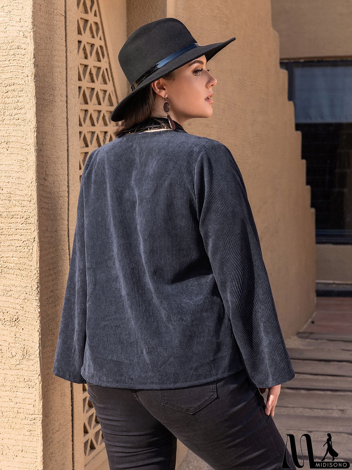 MidiSono - Plus Size Embroidered Open Front Jacket